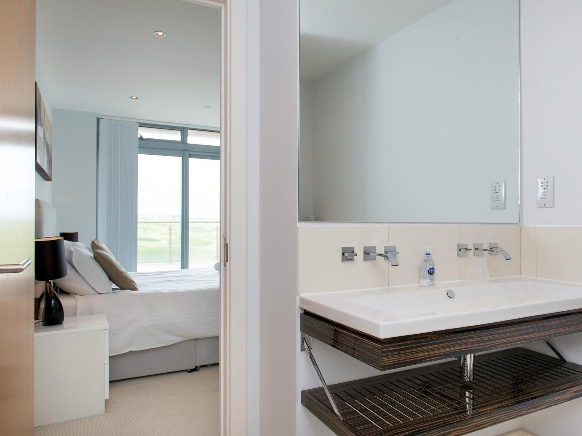 Fistral View - 3 Cribbar Apartment Newquay  Bagian luar foto